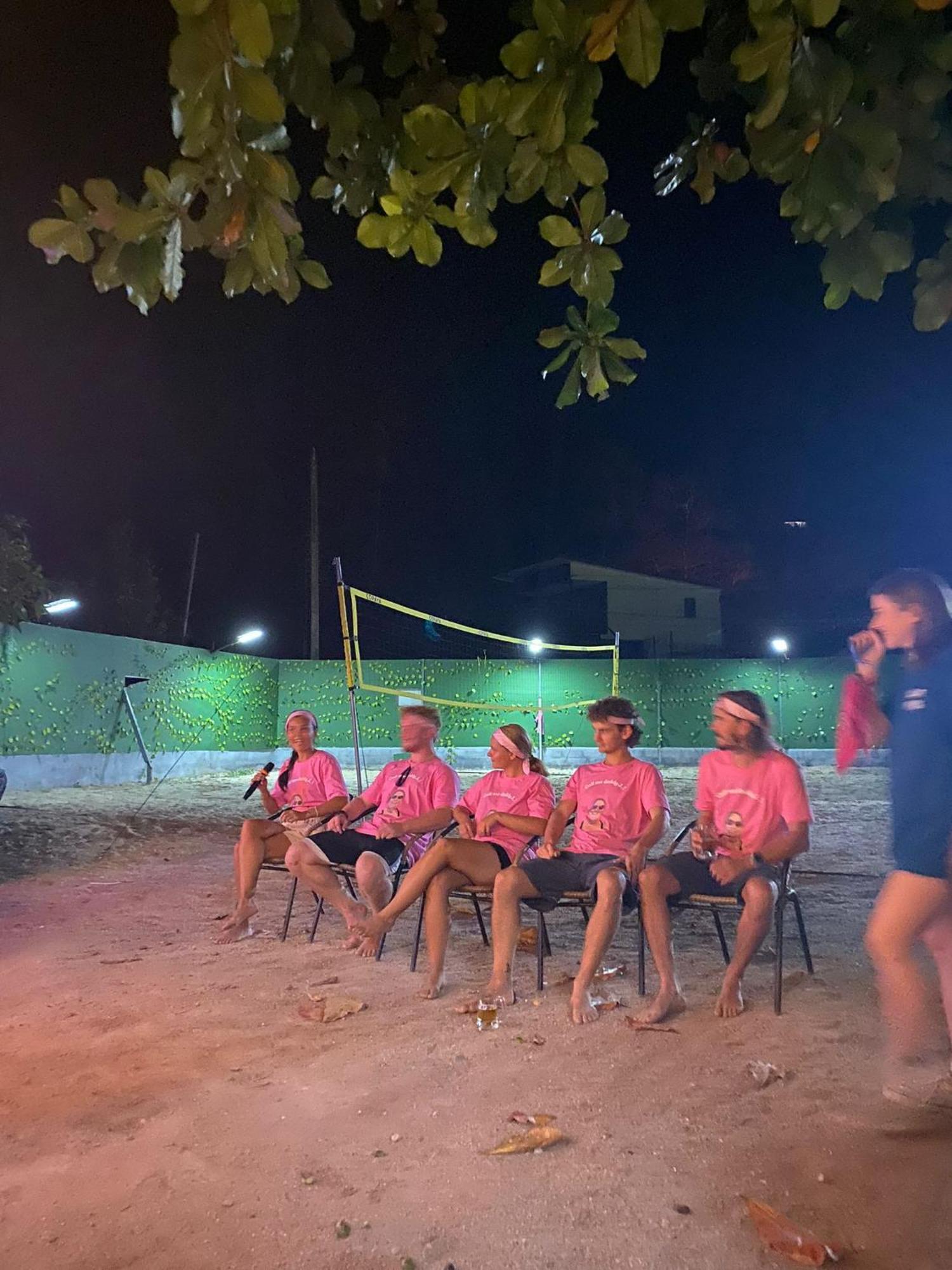 Escape Divers - Jungle Hostel And Dive Centre Тау Экстерьер фото